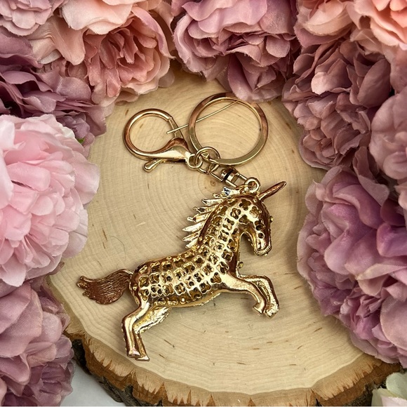 Magical Pink Crystal Unicorn Keychain Charm - Picture 13 of 16
